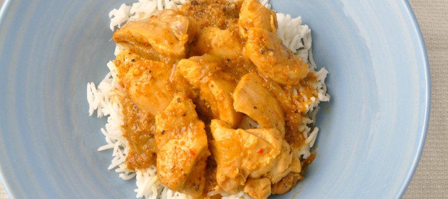 Simple-Chicken-Curry_A-Little-Yumminess