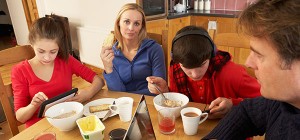 table manner tips